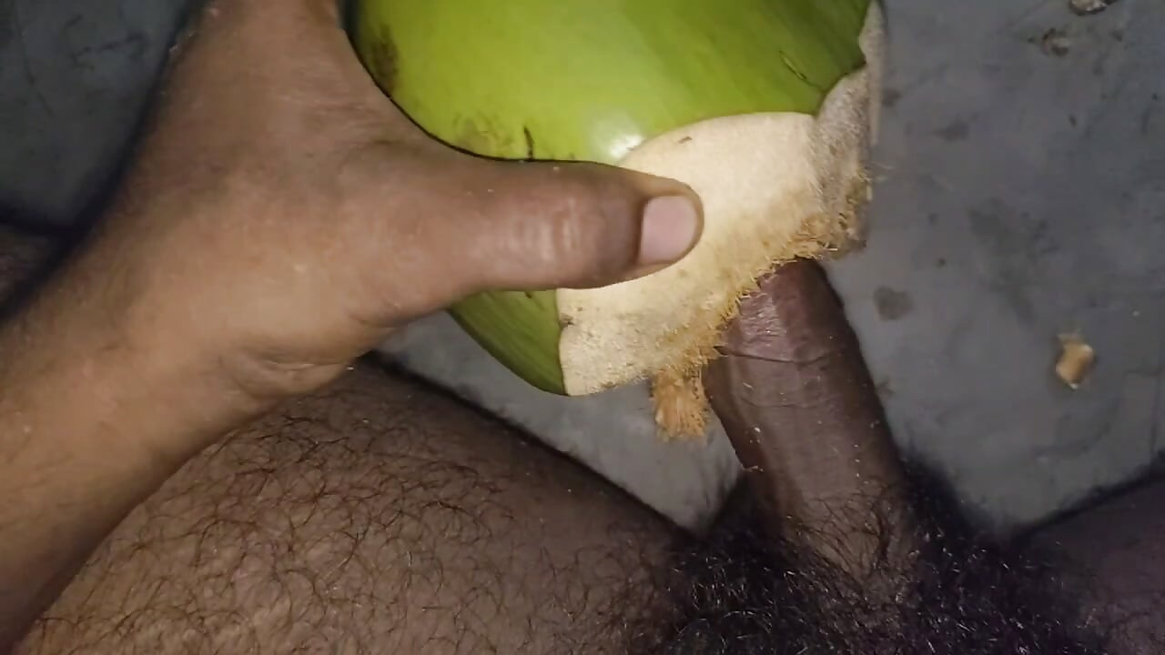 Nariyal ki desi chudai