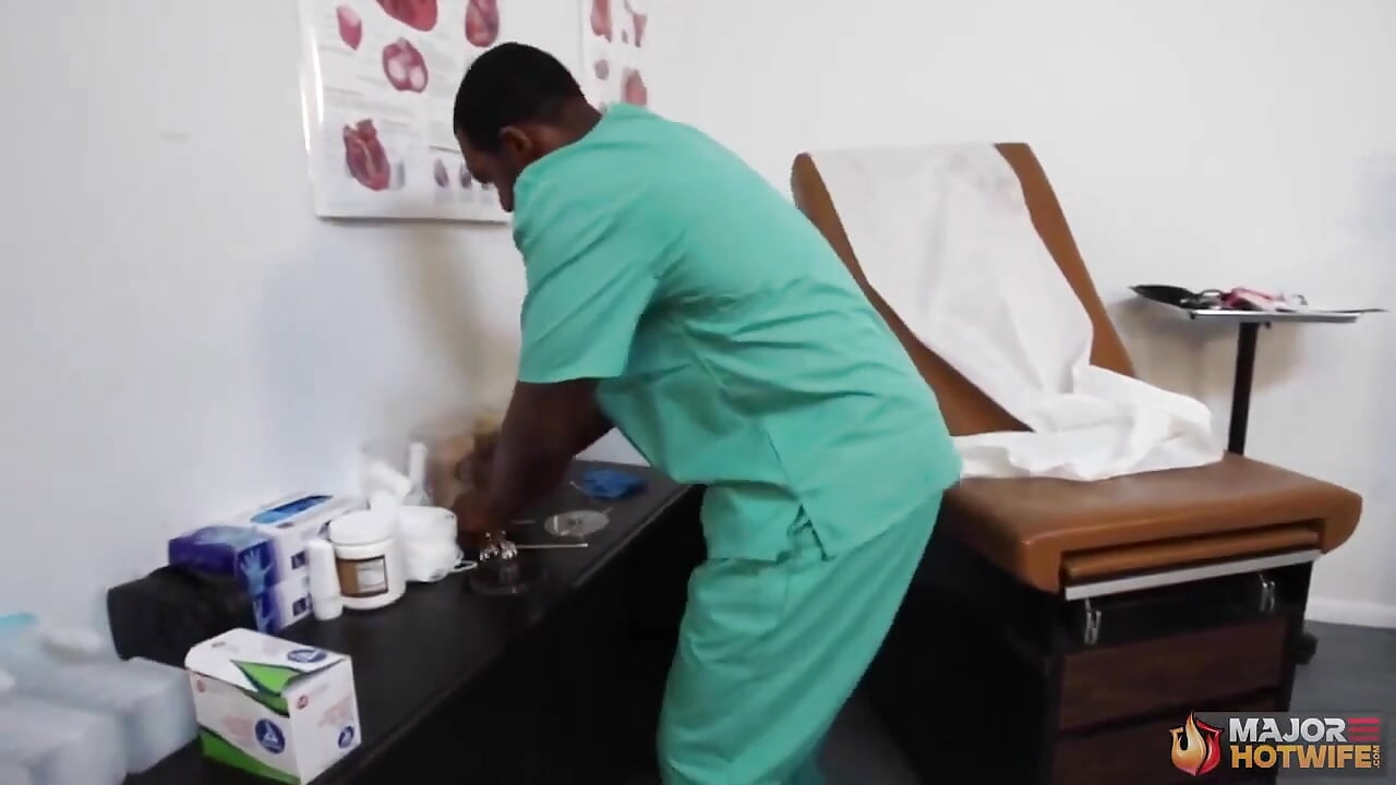 Tesão quente médico dicked para baixo por BBC Rome Major