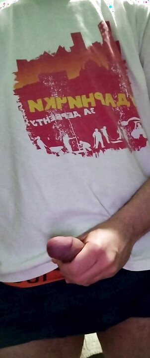 Am auzit vecinii făcând sex