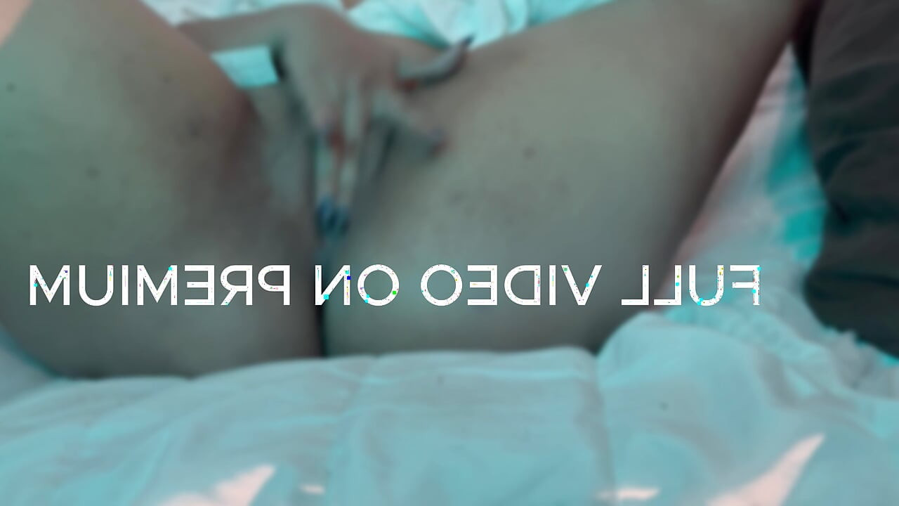 gothic girl, a real slut, masturbating like a whore