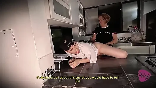 Pacarku pengen ngentot, tapi aku suka kontol, jadi ibu mertuaku bantuin aku keluar.
