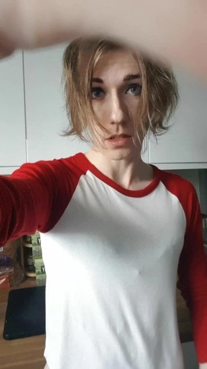 Stroking In The Kitchen