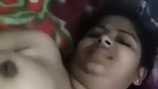 Desi wife fucking with condom by lover