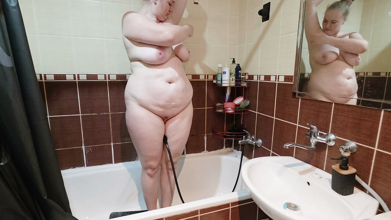 Hot Shower - Busty Chubby Girl Showers and Shaves in the Bathroom with a Spicy Ending