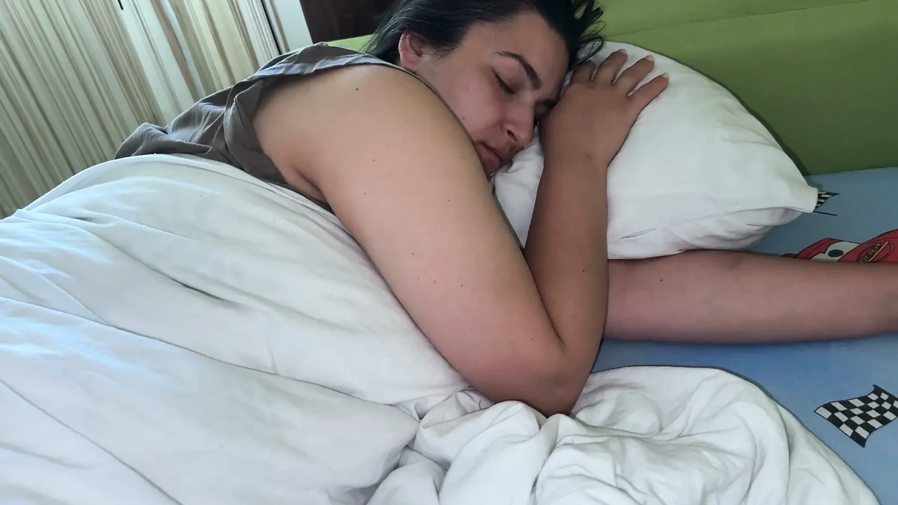 Suck it and let me fuck your toes while doing this ! FEET POV FETISH