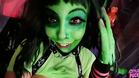 Salad Fingers | Cosplay Parody