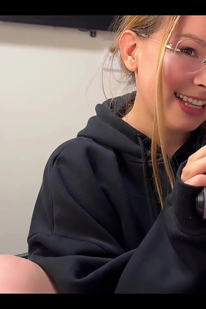 Preslatka je za pornografiju