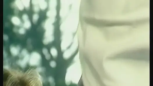 Moana Pozzi Pelacur Kotor Mengendarai Kontol Besar