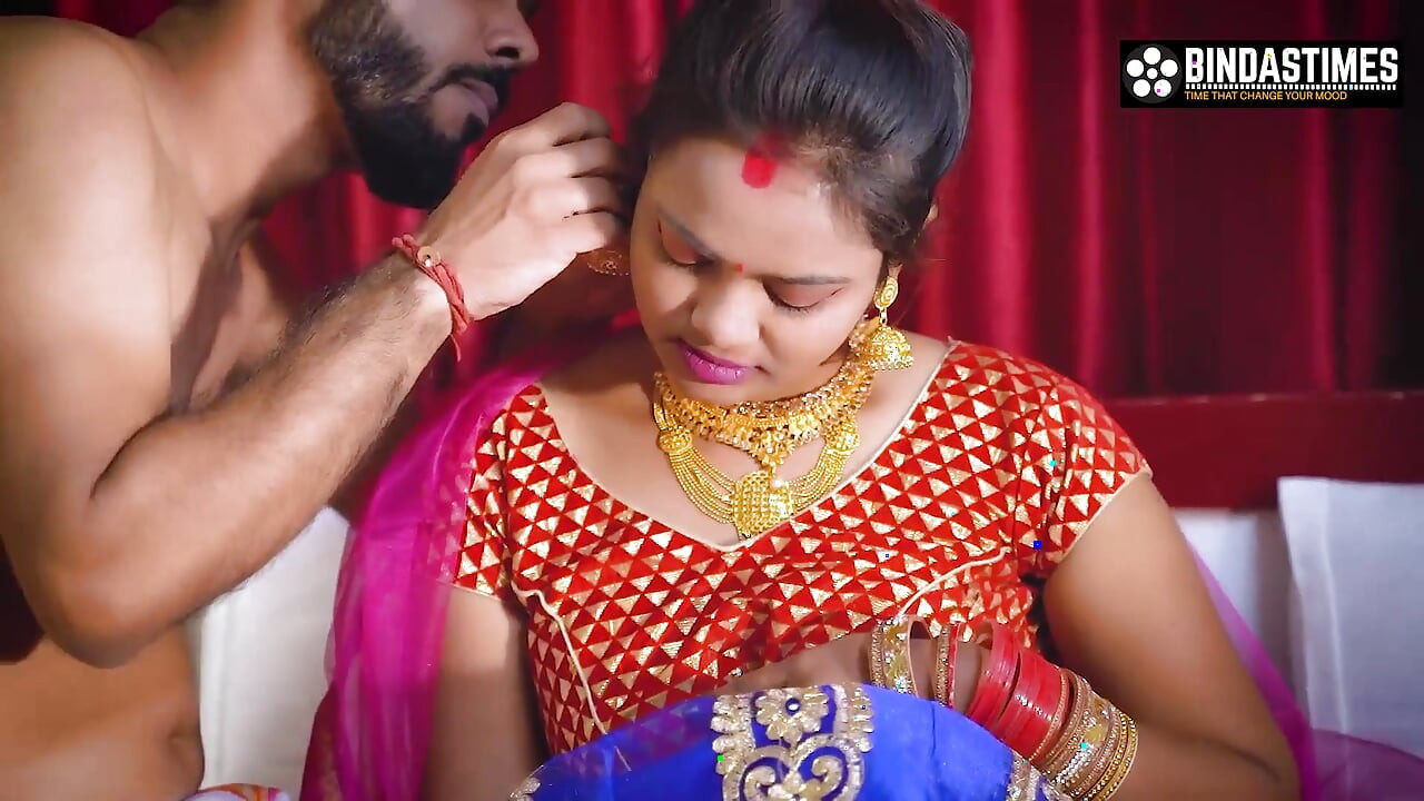1st sex after married with his husband virgin girl
