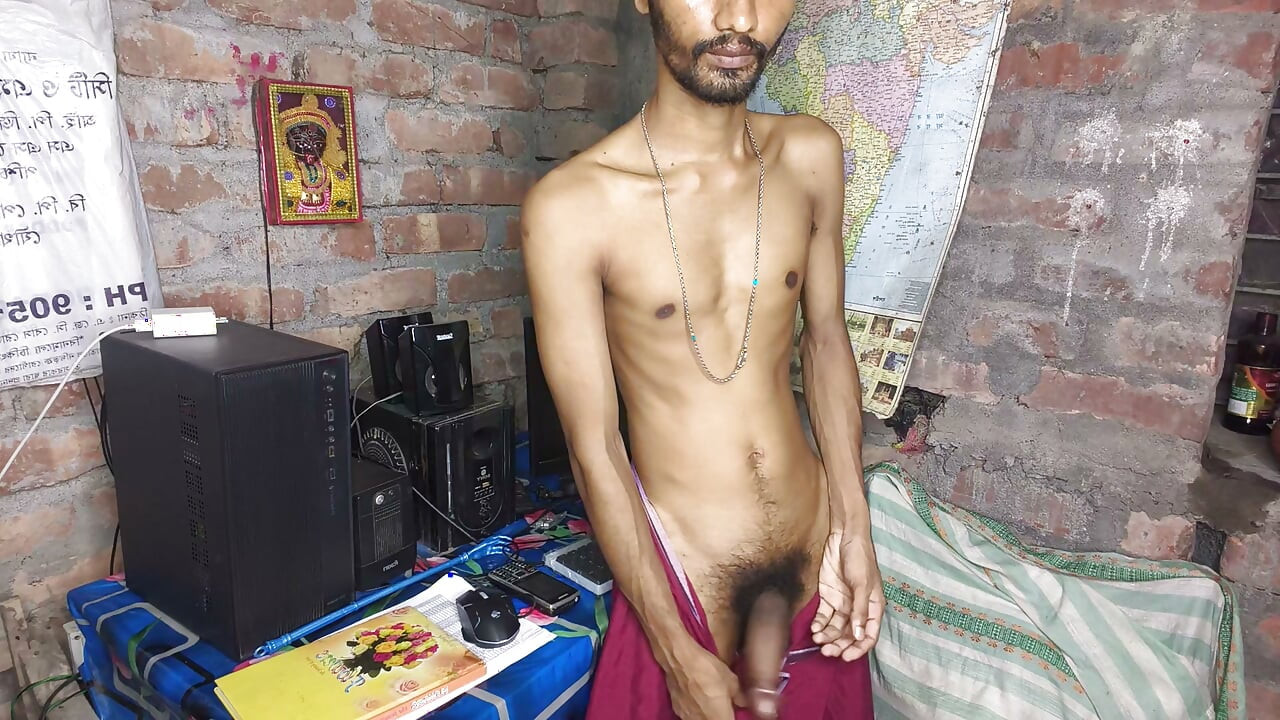 ฉันกำลังถอด Lungi แล้วนวดมัน