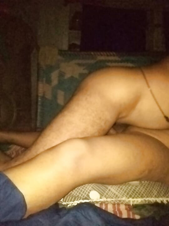 Desi bhabhi ki hard chudai chut se pani nikal diya
