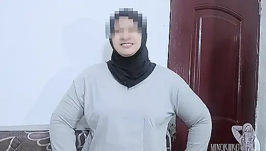 Terli tesettürlü fahişe için çaresiz yaz, ıslak amcığı yabancı yarağı almak için ıslanamıyor - minokiiko