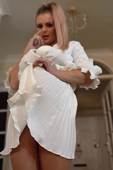 Dolly P - Bootyfull Reflection