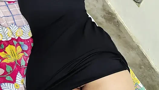 Desi dorfmädchen zum ersten mal - enge muschi wird hart in echtem selbstgedrehtem XXX video gefickt