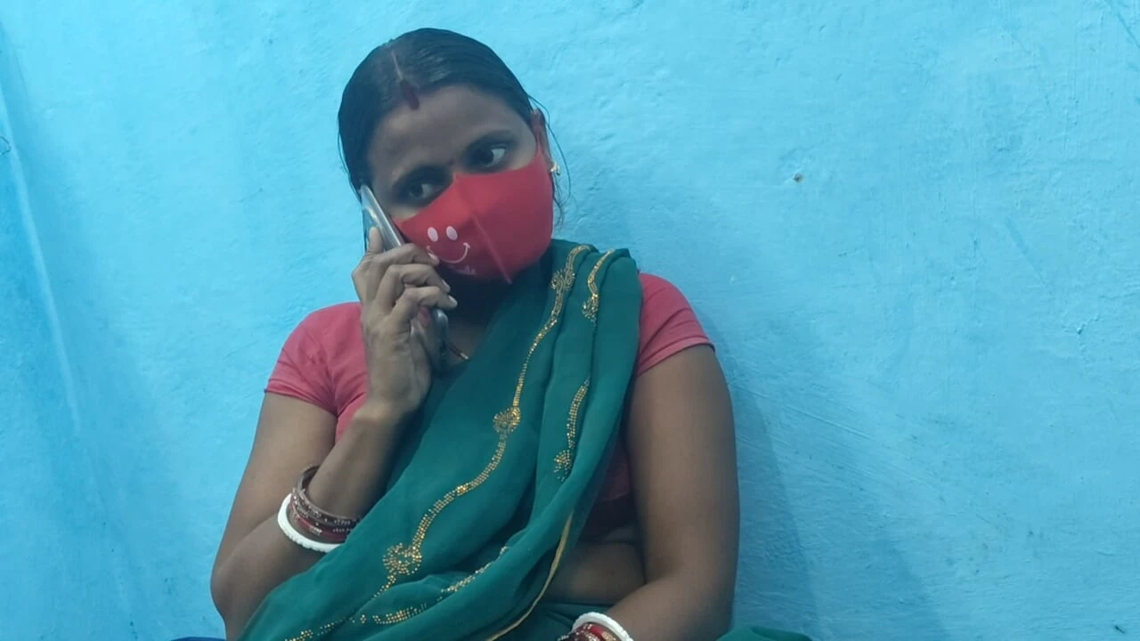 Desi Local Village Tren bhabhi Outdoor Xxx videó, indiai gyönyörű falusi bhabhi Kültéri szexvideó