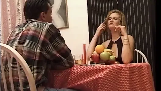 Banan в киске, хуй в заднице