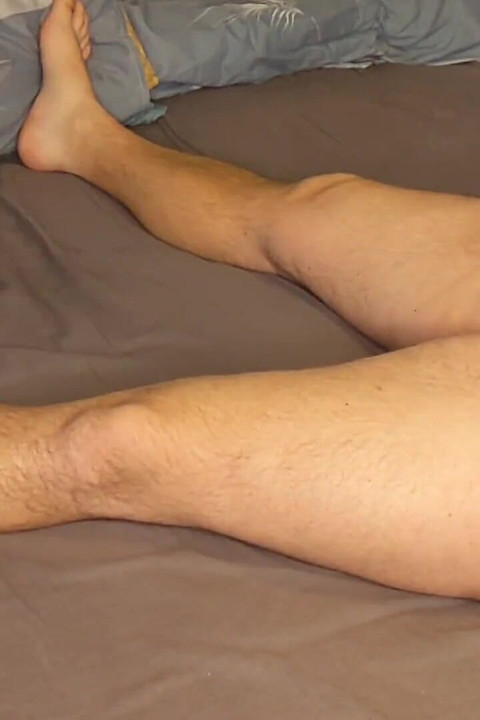 パパが自慰行為に巻き込まれるので、継母が助ける