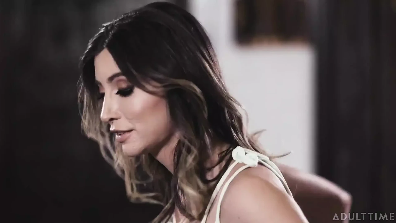 Transfixed – Horny Stud Fucks Korra Del Rio After Catching Her Jerking in Her Room