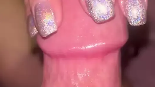 Holographic nails with finish