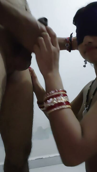 Karva chauth ke din wife ko land chusai Kiya