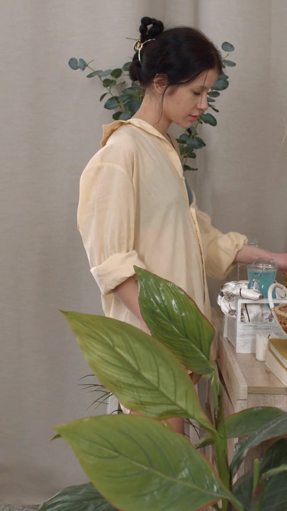 Nuru masajında kızın geriliyor