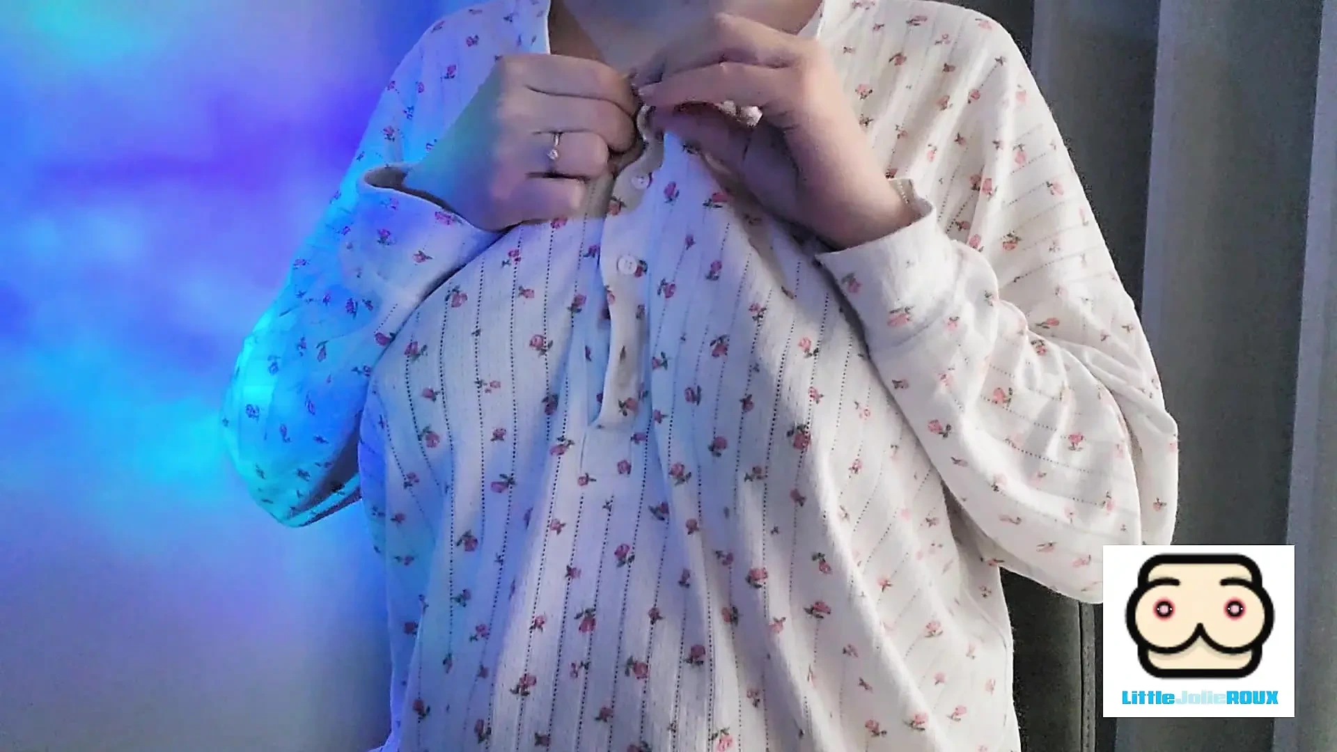 suck on my sensational enormous tits