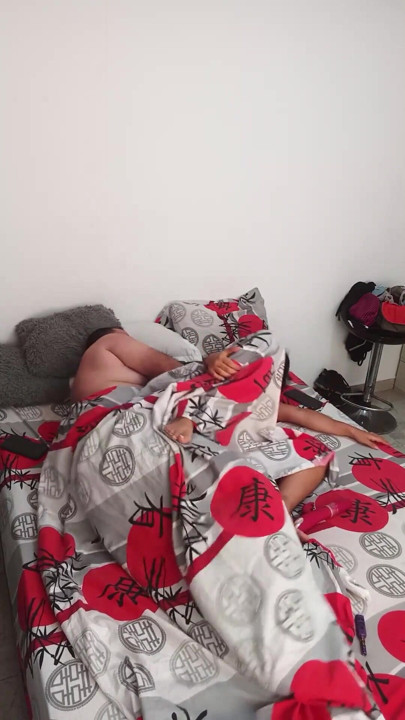 Horny stepdaughter can't stand it and asks her stepdad to fill her pussy | Clip 2