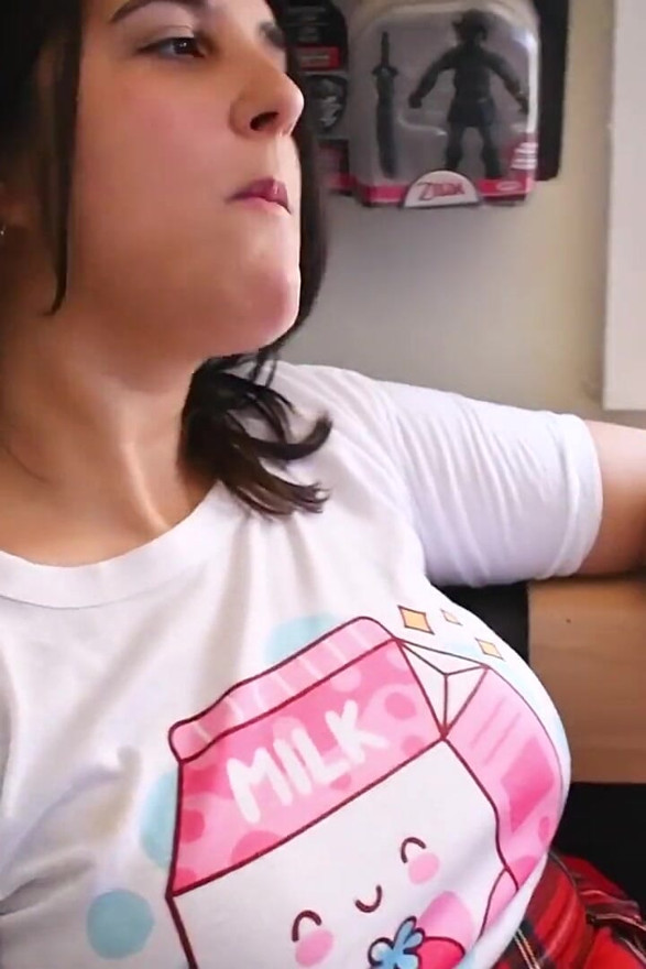 Stepsister Handjobs Me to Beat My Bubblegum Kink - Bunny Looner