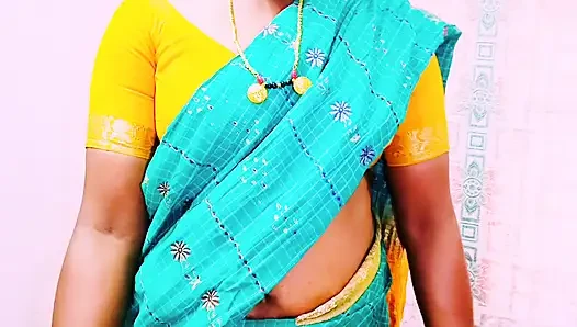 Красивая Сари Дези домохозяйка трахается в доме