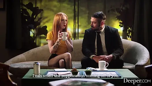 Глубже. Миниатюрная покорная рыжая Madi Collins не может остановить сквирт во время анала