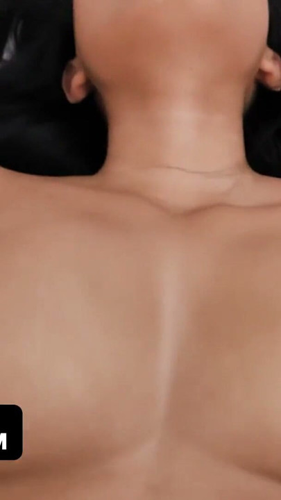 Storbrystet asiatisk skønhed Luna Mills giver de bedste brystkneppere i POV-stil - Teamskeet fuld video | Klip 3