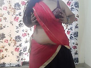 INDIAN NAUGHTY HORNY DESI BHABHI GETTING READY FOR HER STRIP PARTY