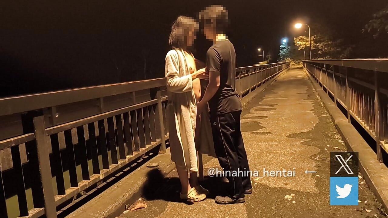 [Outdoor exposure] Exposed next to a car passing by! Embarrassing 💦 Japan/Japanese/Outdoor/Shaved/Loli/Kinky /hentai/asia/shaved