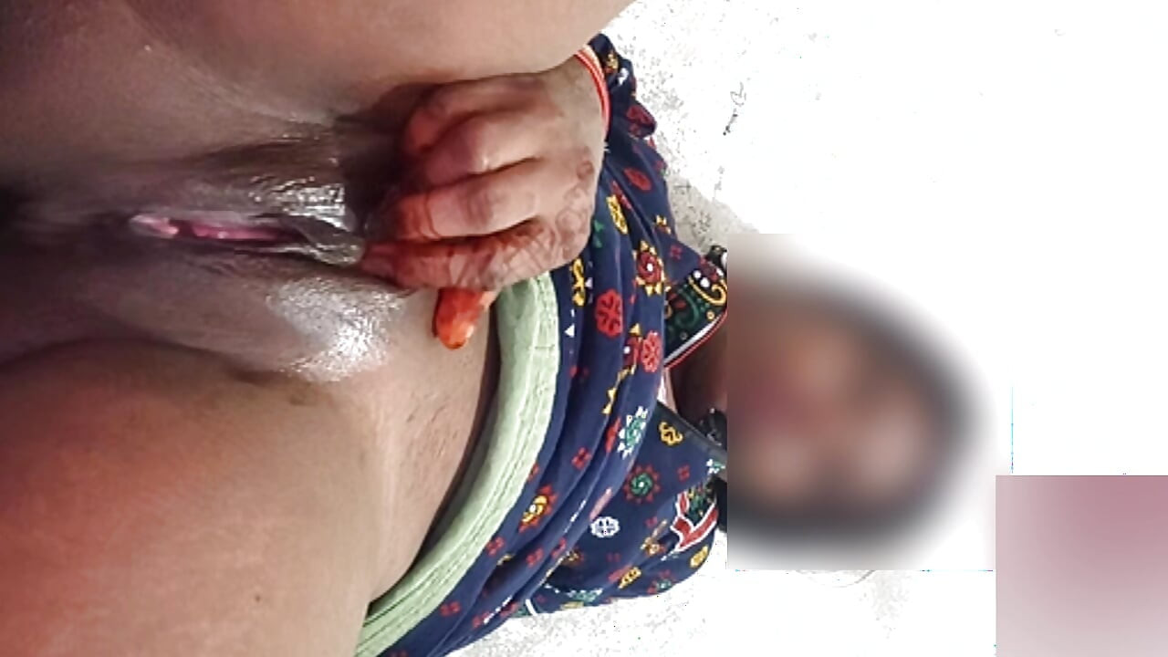 Indiancă desi bhabhi care se fute în nevoie pentru a se fute cu o pulă mare