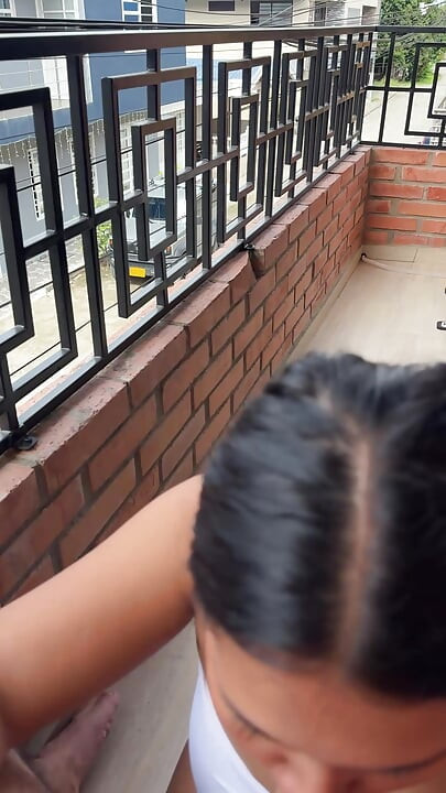 stepsister showing too much on the balcony, she likes me to put his cock in her until she makes her cum