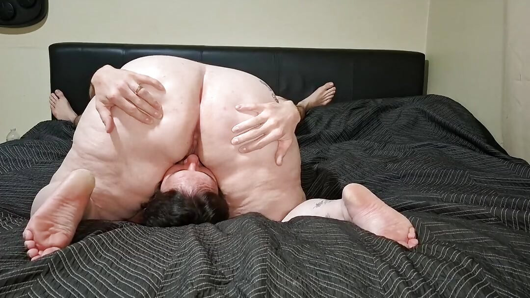 69 ending in PUSSY CREAMPIE