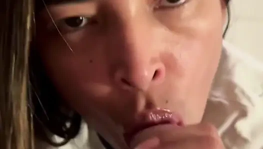 Footjob mit abspritzen auf meine füße