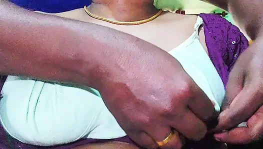 Stepbrother had sex with stepsister in the bedroom