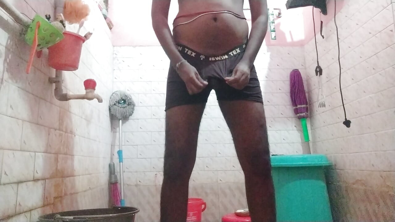 Tamil10inchesbbc seksi vruća kupka