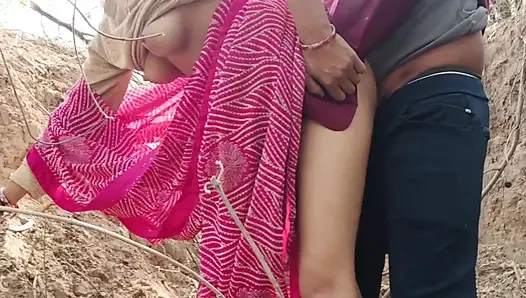 Boobs dikhne ke badle bhabhi ko chod liya aj
