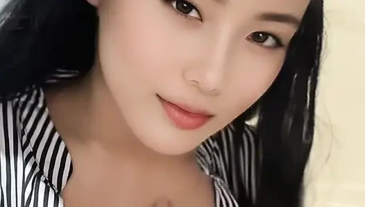 Genç kadının mastürbasyonu o kadar iyi ki fışkırtıyor