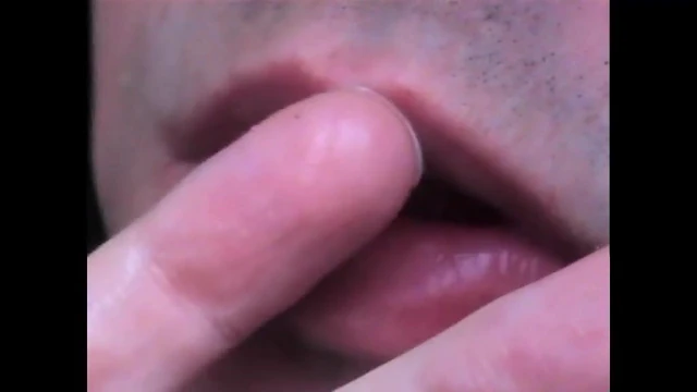 43 - Olivier hands and nails fetish Handworship (11 2014)