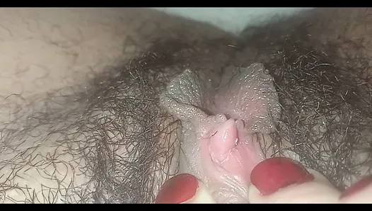 Closeup clit rubbing, Hairy amateur pussy