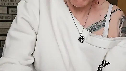 Грязные разговоры жены об измене мне со своим новым другом