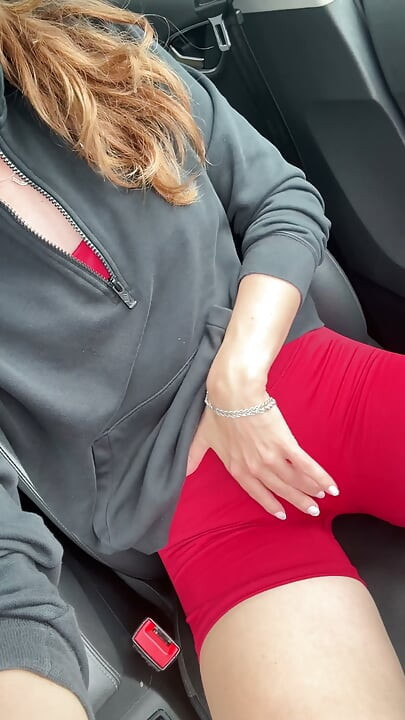 Trying to Golf in a Simulator with My Lush in! Trying Not to Cum While I Swing!