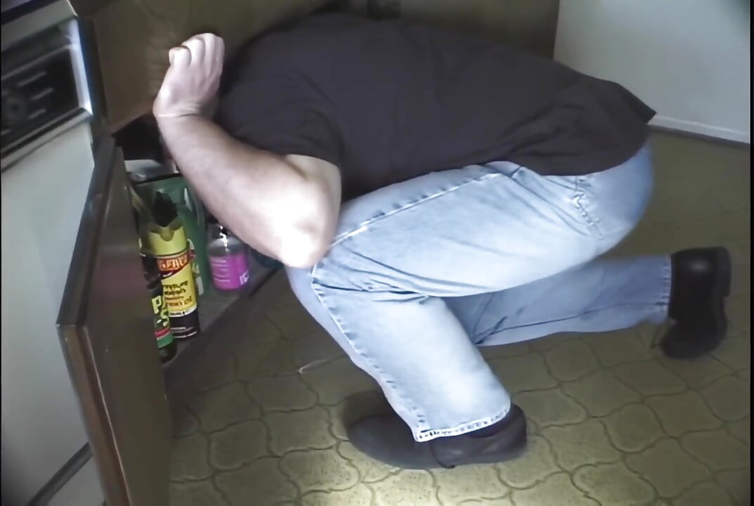 Hunting for Pregnant Women to Fuck in the Ass