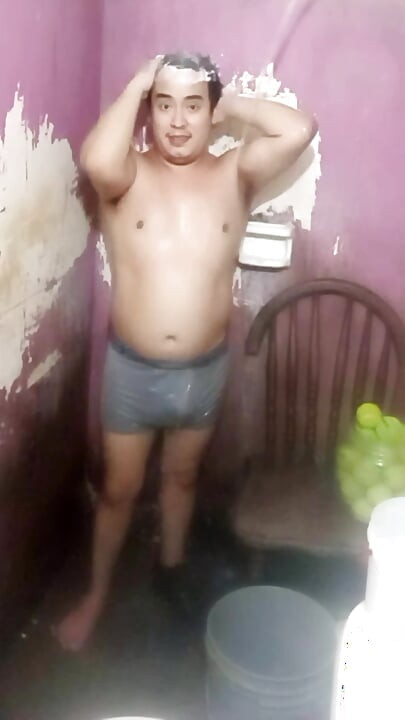 Jesus in Boxer Bathing Chapter 3