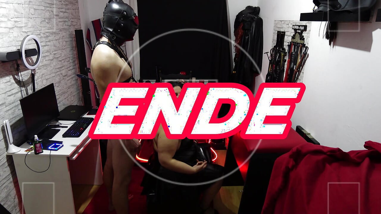 Uma bela lição para meu escravo com abertura de mamilo de choque elétrico parte 2-2