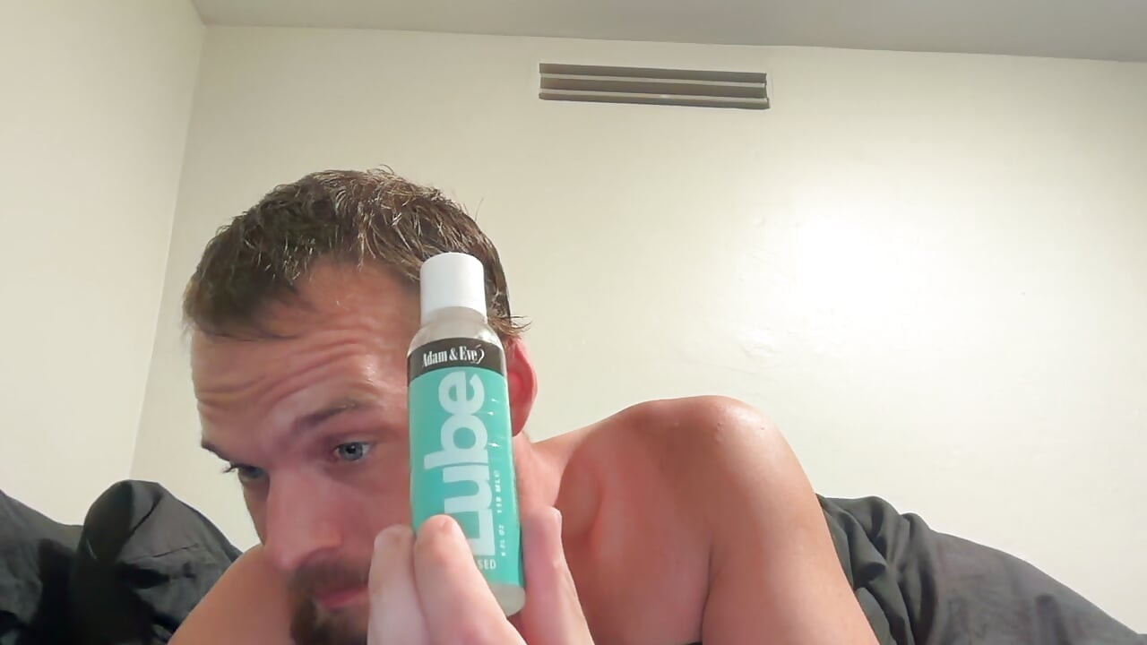 BLUE CHEW AND LONG STROKING COCK WHILE BLUECHEW KEEPS ME THROBBING FOR MY FRIEND TO MESSAGE ME AND CUM TOO ME