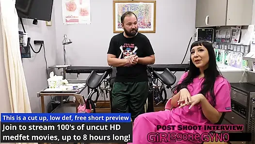 Fisik pintu masuk Universitas Tampa - selena sativa